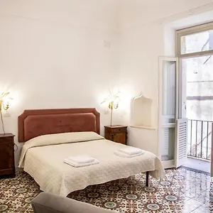  Gasthuis Honore De Balzac Italië