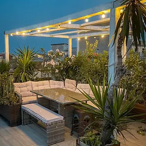 Follow The Sun - Rooftop Terrace Pensjonat
