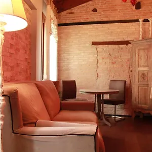 Rosso Charm Veneza