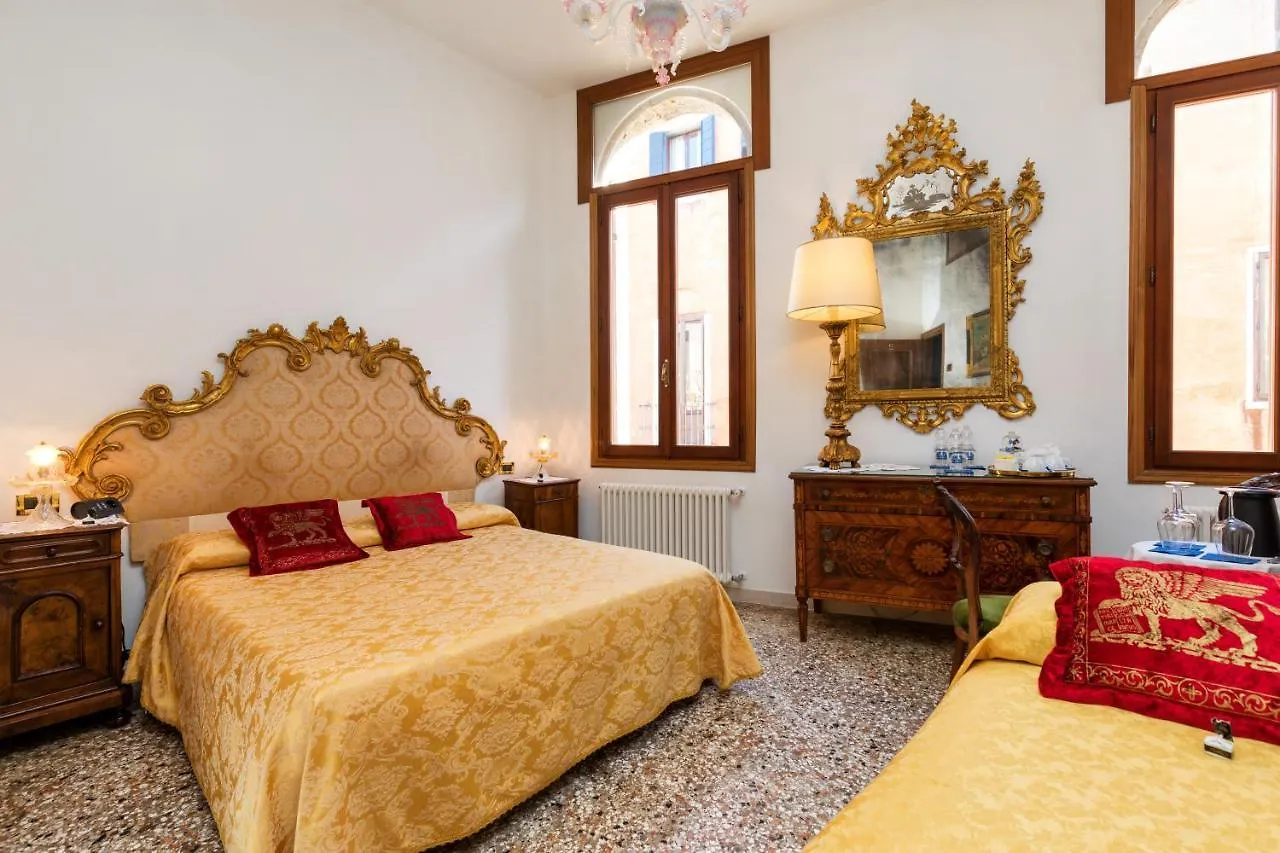Luxury Venetian Rooms 2*, Venedig Italien